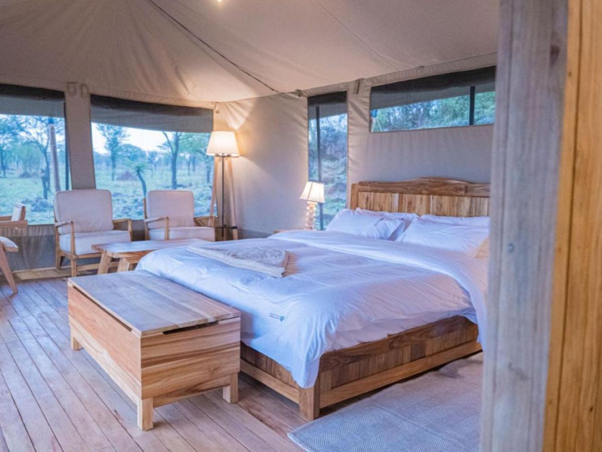 Serengeti Kifaru Tented Lodge Mugumu Kültér fotó